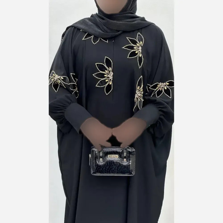 عبای مجلسی زنانه مدل یاسمن جنس ژرژت مشکی فری سایز