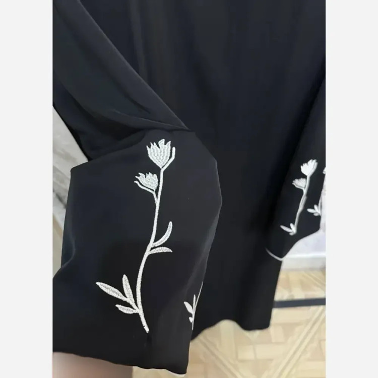عبا زنانه مدل عباسلما جنس الیزه رنگ مشکی
