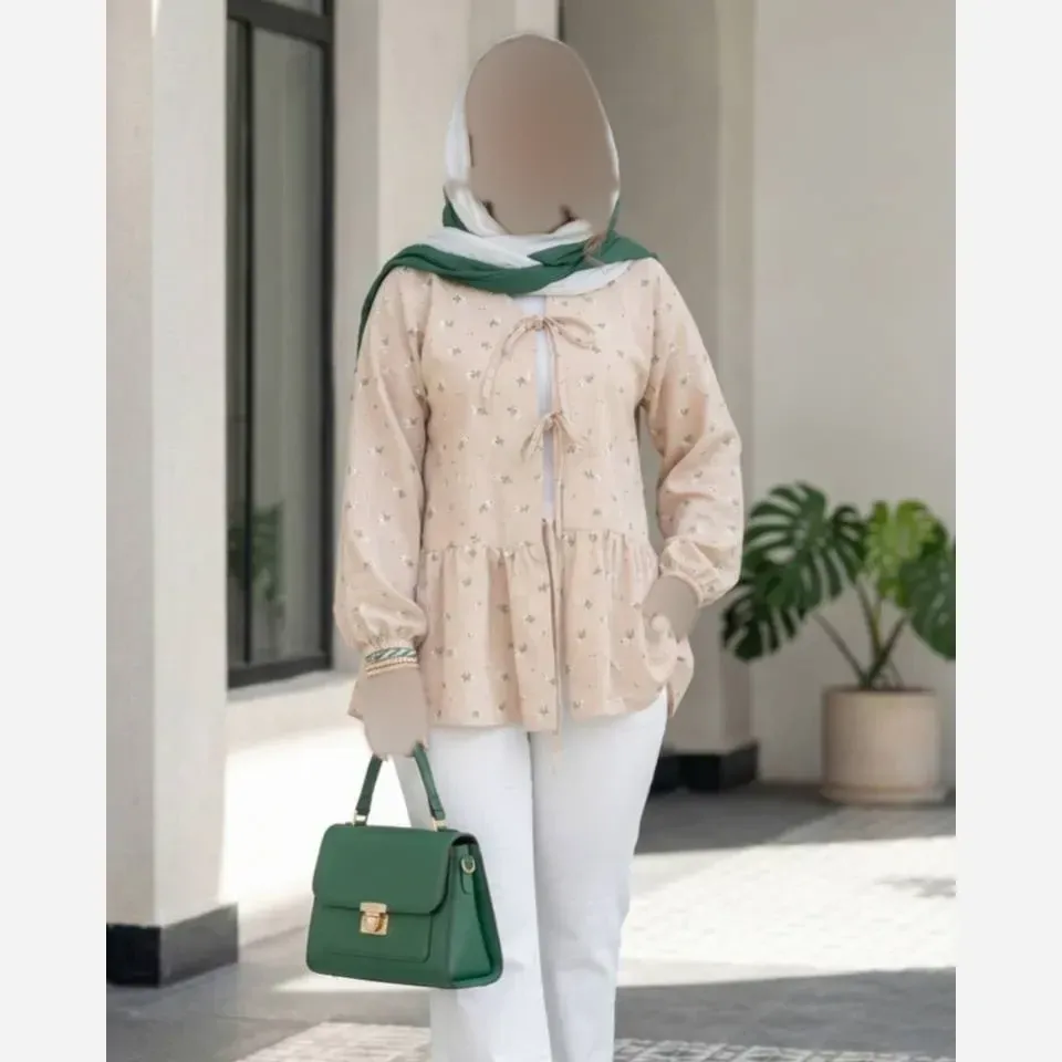 مانتو عروسکی دلبر مدل آیسل جنس وال ژاکارد گل گچی مناسب تمام فصل ها تک سایز 38 تا 48
