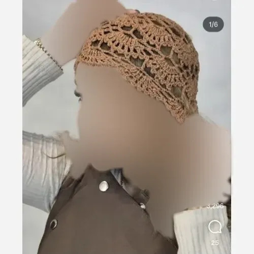 کلاه قلاب بافی زنانه رنگ مشکی و شکلاتی و نسکافه ای و قرمز