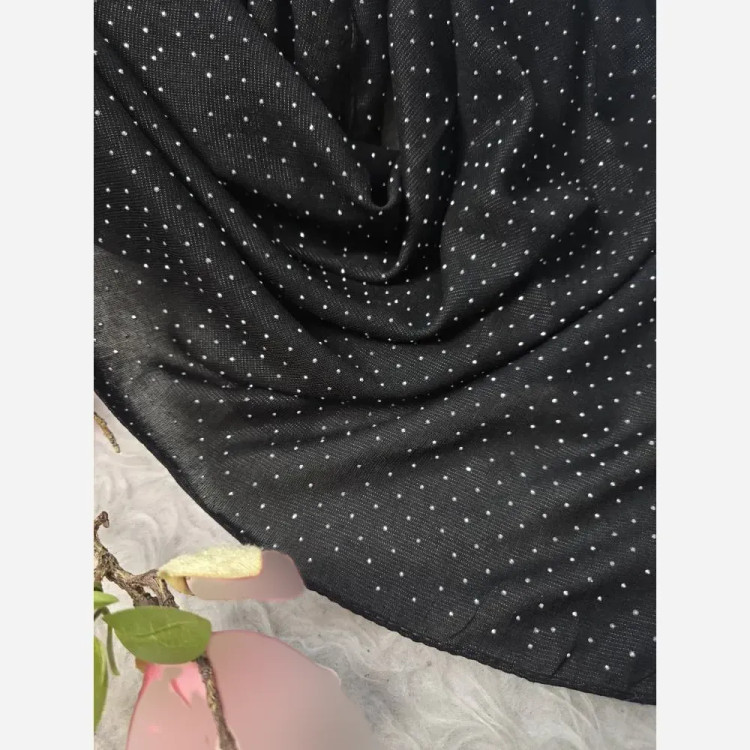 روسری مجلسی حلما جنس کریشه درختی نگین کوب سایز فری ابعاد 92 در 92 رنگ بندی متنوع