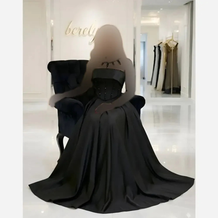 لباس مجلسی زنانه ساتن آمریکایی سنگ دوزی شده و تور مژگان مشکی