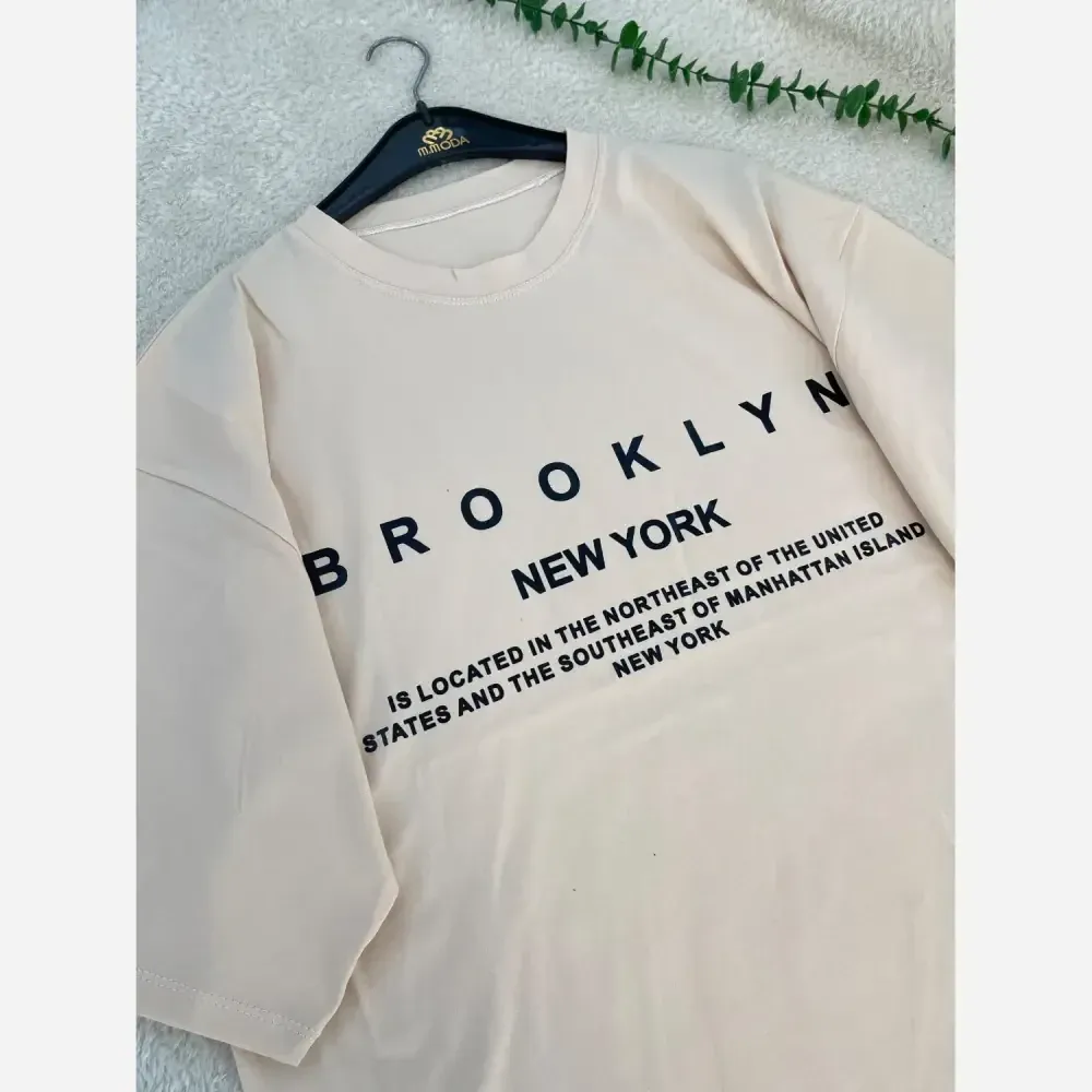 تیشرت باکسی سوپر پنبه BROOKLYN رنگ کرم و سبز سایز فری