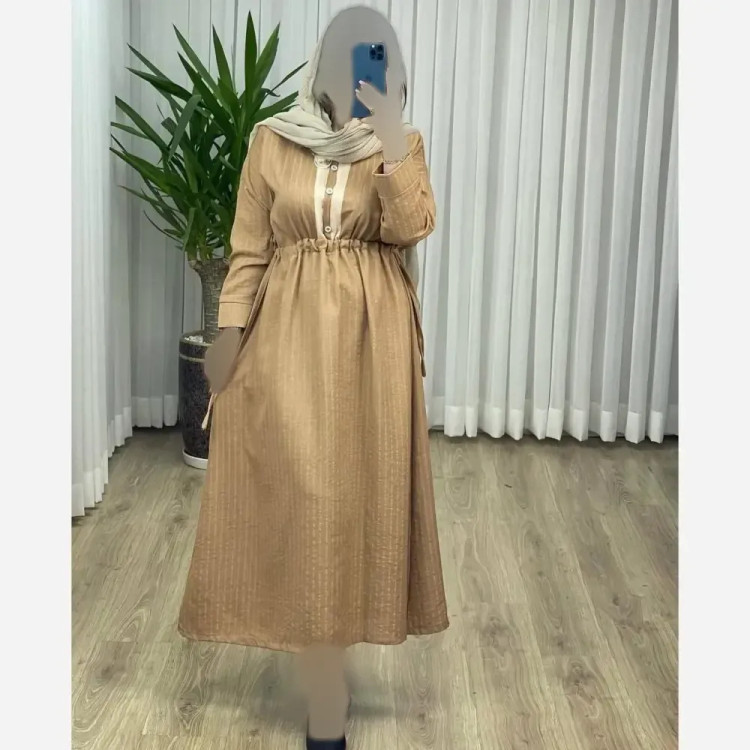 پیراهن ساریسا جنس صوفیا ژاکارد فری سایز کرم شتری