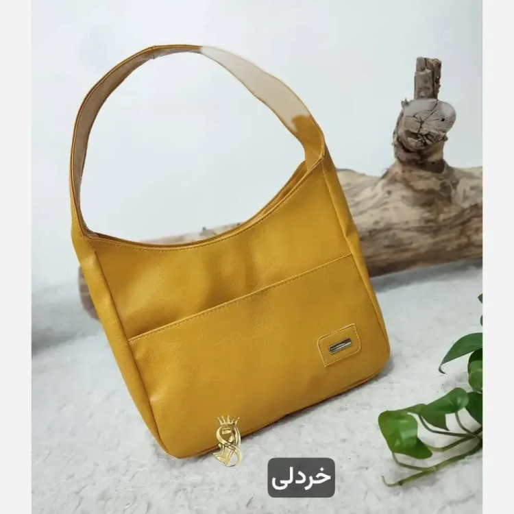 کیف اسپرت زنانه مدل لونا چرم خارجی بزرگ و جادار ابعاد 26*32 رنگ خردلی و قرمز