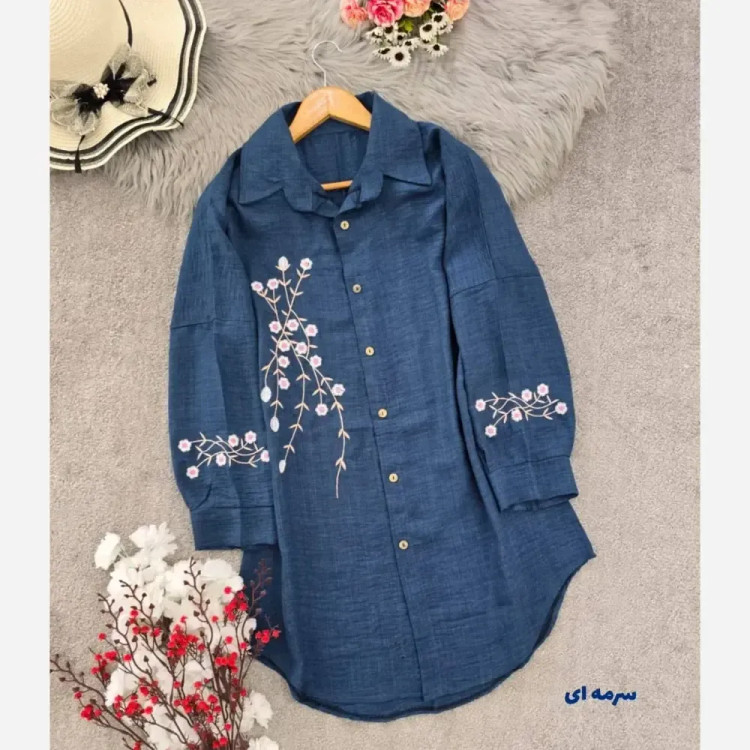 شومیز مانتویی آرتینا گلدوزی شده جنس شانتون در رنگ بندی کرم، نسکافه ای، سبز سدری، سرمه ای، قهوه ای و سایز یک و دو
