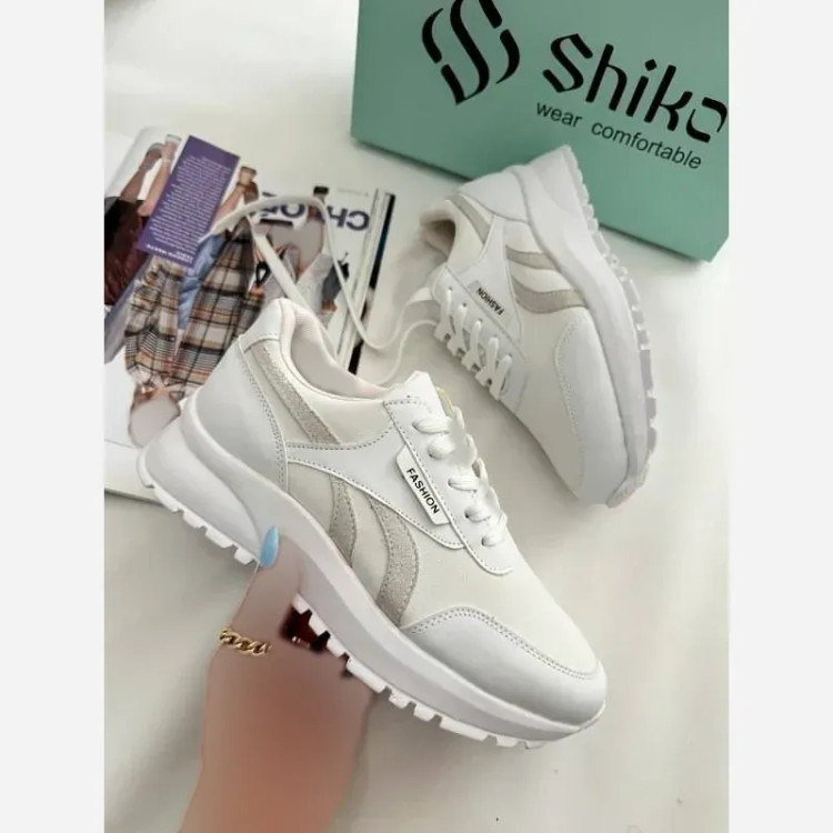 کتونی طبی لژ دار زنانه ریبوک چرم صنعتی سفید مشکی کرم 37 تا 40