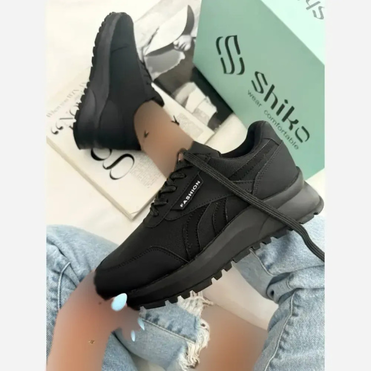 کتونی طبی لژ دار زنانه ریبوک چرم صنعتی سفید مشکی کرم 37 تا 40