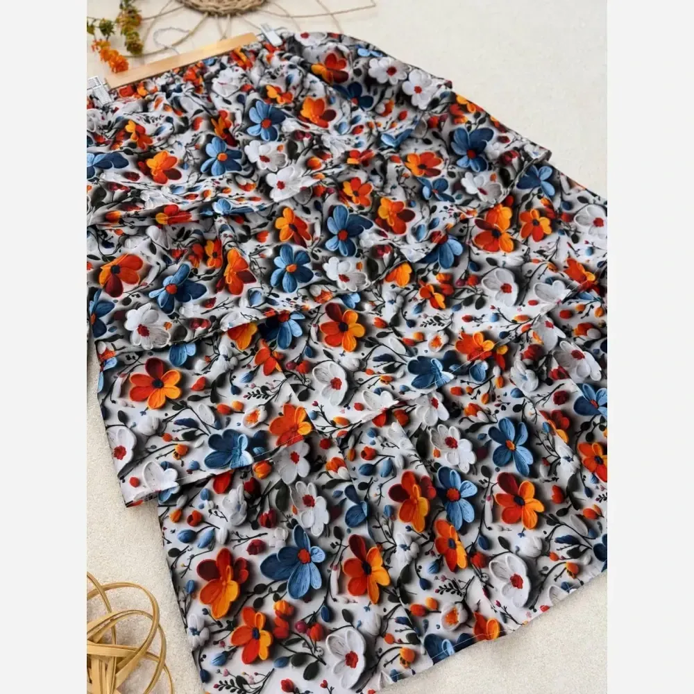 ست دامن طبقه ای و اسکارف مازراتی اعلا فری سایز 36 تا 48 قد دامن 82 ابعاد اسکارف 70×70