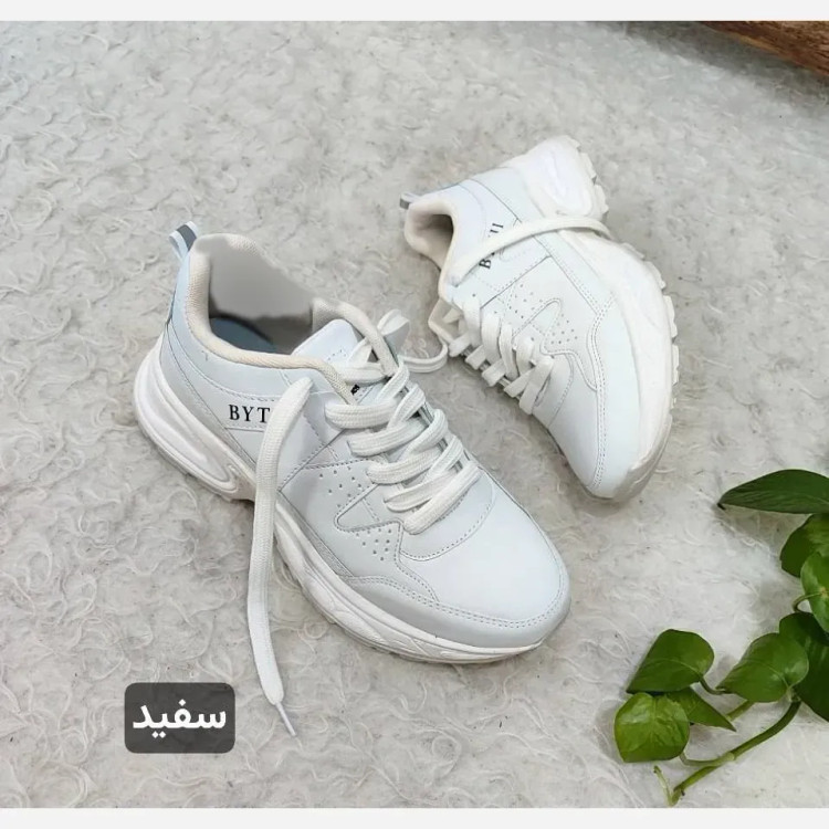 کتونی لژدار طبی زنانه چرم مصنوعی مدل بایتجی