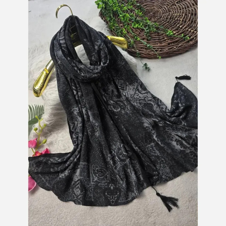 شال کریشه لوزی جنس برشکا کریشه سافت ابعاد 58 در 195 سانتی متر