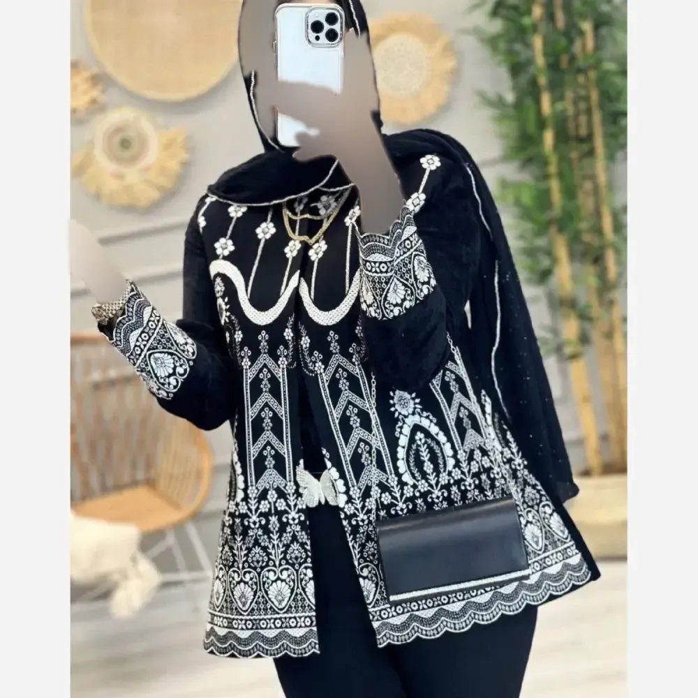 کت زنانه پنلی مشکی جنس پشت پرشیا فری سایز