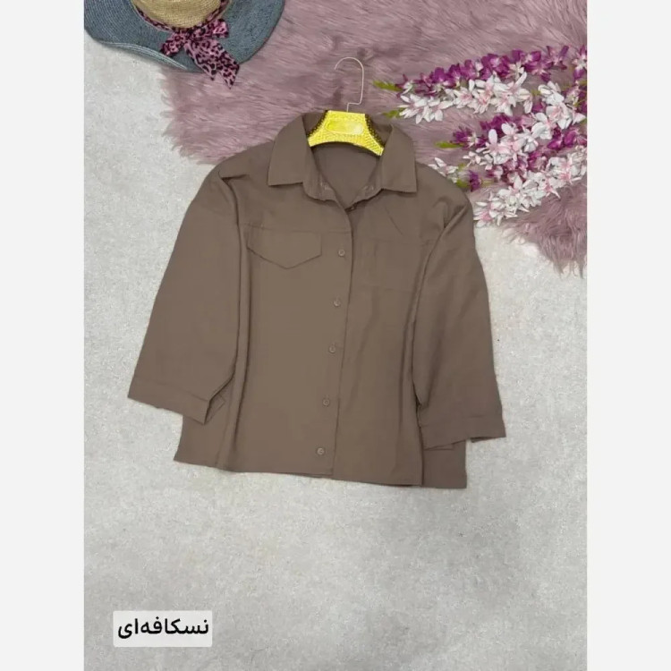 شومیز زنانه مدل نیکا جنس پری سیلک خنک رنگ مشکی نسکافهای کنفی خاکی سایز فری 38 تا 46