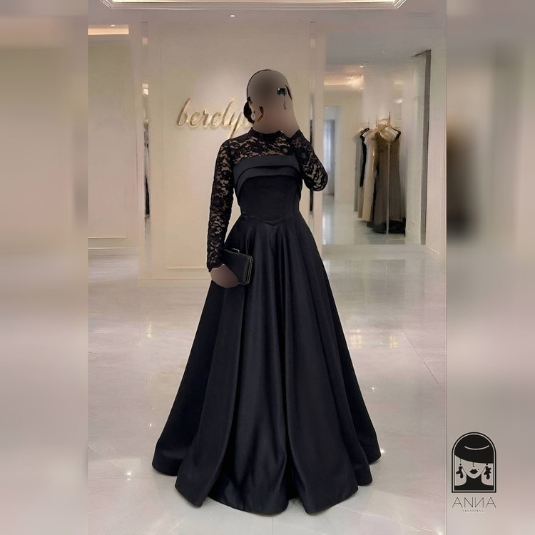 دامن زنانه مدل پوشاک جنس دانتل مخمل و دامن ساتن سایز ۲ تا ۵
